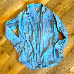 Old Navy denim button up | small